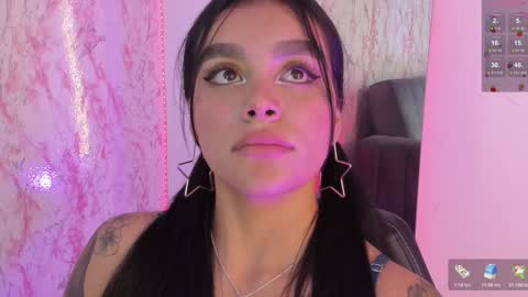 Snapshot of lauren_camila1 chatting on December 2024 02:57:01 AM Lau online show from December 2024 02:57:01 AM