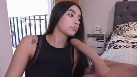 Lauren Clauz online show from April 2026 10:27:01 PM