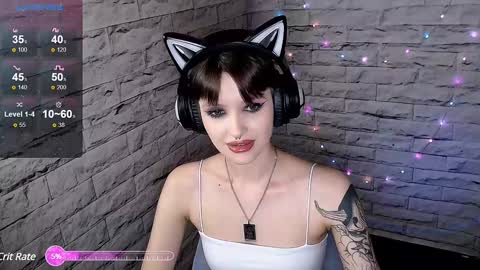 Snapshot of lauren_raquel chatting on January 2025 05:56:01 PM Eva online show from January 2025 05:56:01 PM