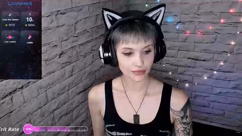 Snapshot of lauren_raquel chatting on October 2025 06:06:01 PM Eva online show from October 2025 06:06:01 PM