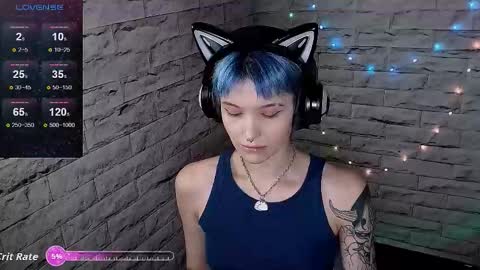 Snapshot of lauren_raquel chatting on November 2025 02:23:01 PM Eva online show from November 2025 02:23:01 PM