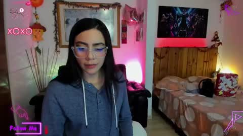 Lauren online show from March 2025 02:52:01 AM