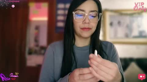 Lauren online show from April 2026 08:44:02 AM