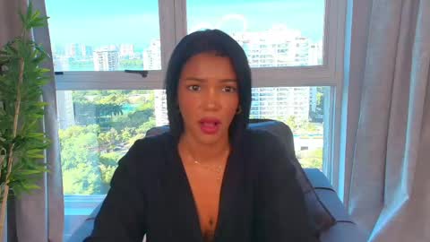 Lauren online show from April 2026 11:52:02 AM