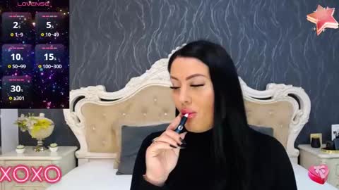 Laura online show from December 2024 08:56:01 AM