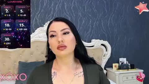 Snapshot of laurenjenssen chatting on January 2025 08:54:02 AM Laura online show from January 2025 08:54:02 AM