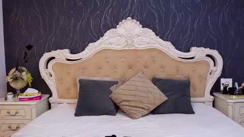 Snapshot of laurenjenssen chatting on February 2026 05:06:02 PM Laura online show from February 2026 05:06:02 PM