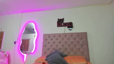 laurenlaine online show from February 2025 10:31:01 PM