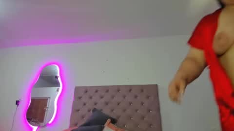 laurenlaine online show from March 2025 01:04:01 PM