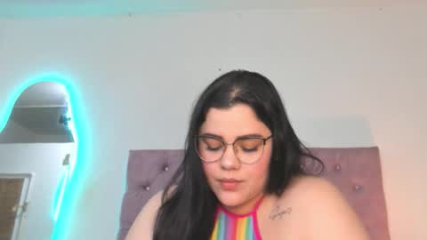 laurenlaine online show from June 2026 04:37:02 AM