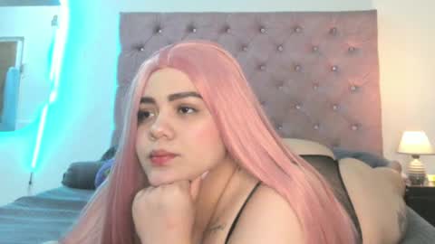 laurenlaine online show from June 2026 01:21:01 AM