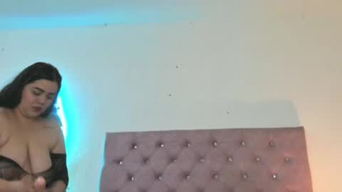 laurenlaine online show from July 2026 10:35:01 AM