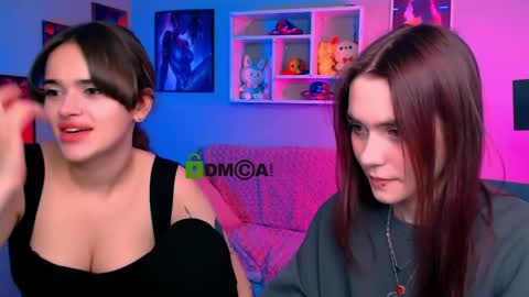 Laure online show from April 2026 09:45:01 AM