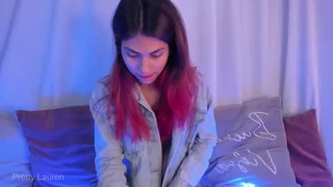 Snapshot of laurenn__1 chatting on November 2025 06:07:02 PM Lauren online show from November 2025 06:07:02 PM