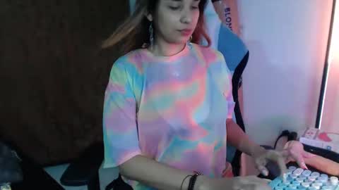 Snapshot of laurenphillipsx chatting on December 2024 10:53:01 PM Lauren online show from December 2024 10:53:01 PM