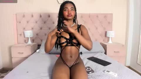 Snapshot of laurensnow1_ chatting on January 2026 04:09:02 PM Lauren online show from January 2026 04:09:02 PM