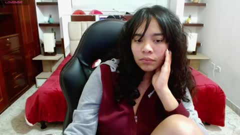 laurent online show from February 2025 09:22:01 AM