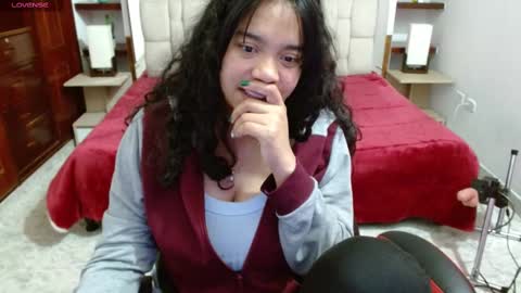 laurent online show from March 2025 09:07:01 AM