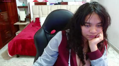 laurent online show from March 2025 06:04:02 AM