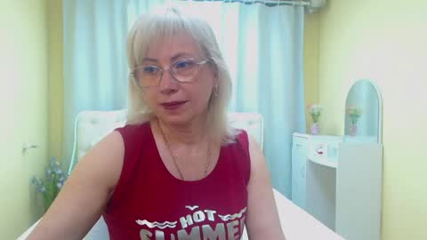 Lauren online show from May 2026 05:24:01 AM