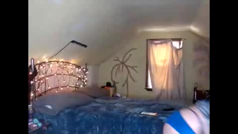 Snapshot of laureybabe44 chatting on March 2025 08:16:01 PM Lauren online show from March 2025 08:16:01 PM