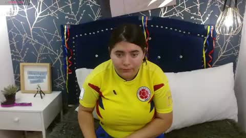 laura  online show from June 2026 12:22:01 PM
