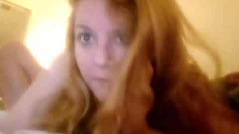 Snapshot of lauriehotxxx chatting on September 2025 07:08:02 PM lauriehotxxx online show from September 2025 07:08:02 PM