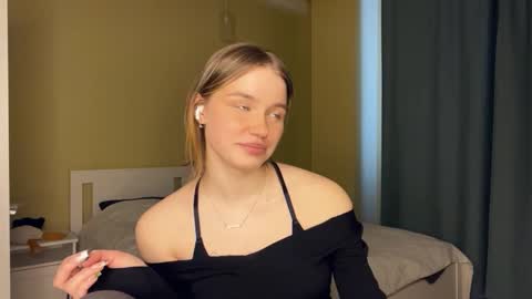 Bella online show from March 2026 01:37:01 PM