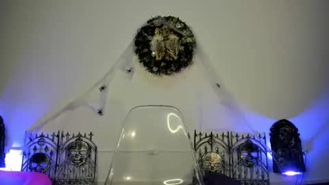  LaurynJeffers  online show from September 2025 08:34:02 PM