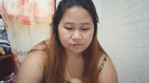 Snapshot of lavalyn214 chatting on February 2026 12:53:01 AM lavalyn214 online show from February 2026 12:53:01 AM