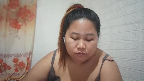 Snapshot of lavalyn214 chatting on February 2026 02:48:02 PM lavalyn214 online show from February 2026 02:48:02 PM