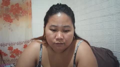 Snapshot of lavalyn214 chatting on February 2026 03:27:02 PM lavalyn214 online show from February 2026 03:27:02 PM