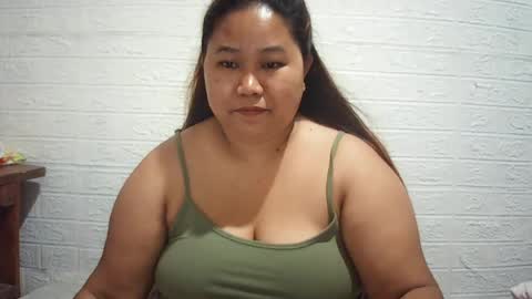 lavalyn214 online show from June 2026 03:00:02 PM