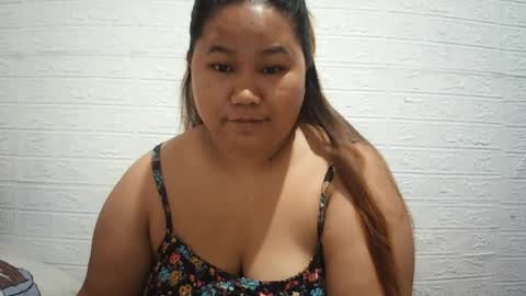 lavalyn214 online show from June 2026 02:05:01 AM