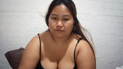 lavalyn214 online show from July 2026 04:42:02 PM