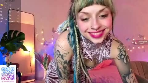 Melissa online show from April 2026 07:04:02 PM