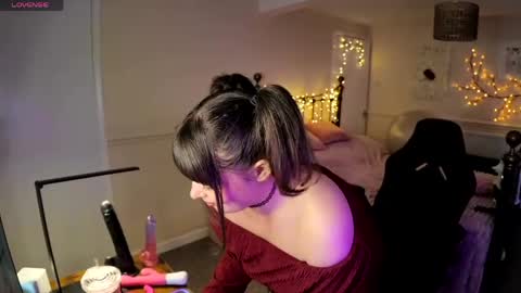 Lavenderrzz online show from May 2026 02:36:02 PM