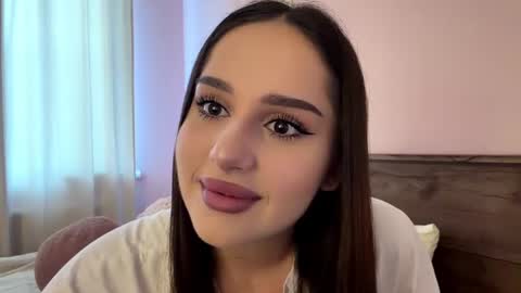 Leyla online show from July 2026 03:47:01 PM