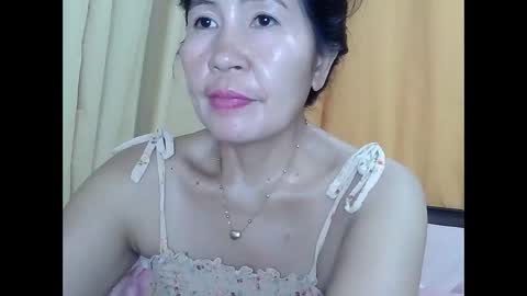 lavine1983 online show from October 2025 09:02:01 PM