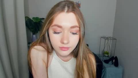 Snapshot of laviniahoutz chatting on May 2026 10:29:01 PM Jane online show from May 2026 10:29:01 PM
