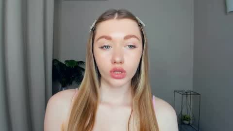 Snapshot of laviniahoutz chatting on May 2026 10:11:02 PM Jane online show from May 2026 10:11:02 PM