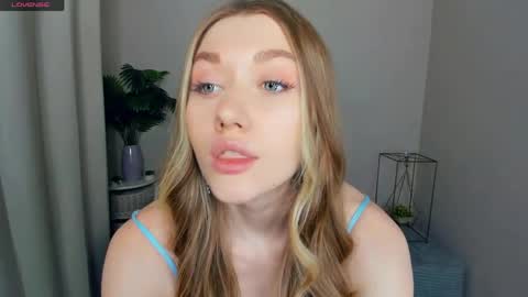 Snapshot of laviniahoutz chatting on June 2026 08:13:02 PM Jane online show from June 2026 08:13:02 PM