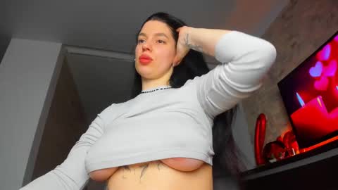 LayaMoon online show from January 2025 10:06:01 AM