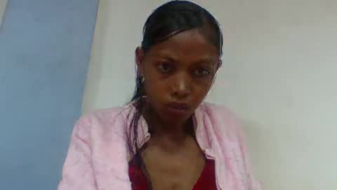 layah157855 online show from July 2026 07:00:01 AM