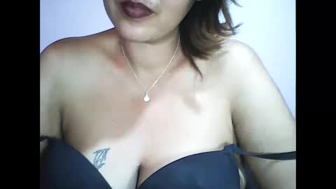 Snapshot of layanah12 chatting on December 2024 06:54:02 PM layanah12 online show from December 2024 06:54:02 PM