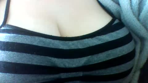 layannalea online show from July 2026 10:14:02 PM