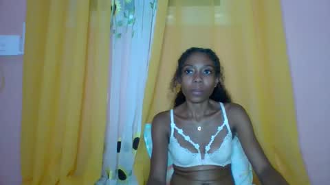 Snapshot of layannek chatting on April 2026 05:50:01 PM layannek online show from April 2026 05:50:01 PM