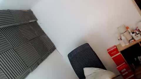 Snapshot of layla47649867 chatting on February 2026 07:02:02 AM layla47649867 online show from February 2026 07:02:02 AM