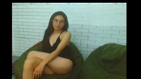 Snapshot of layla_collins69 chatting on July 2026 05:28:01 AM Layla Collins69 online show from July 2026 05:28:01 AM