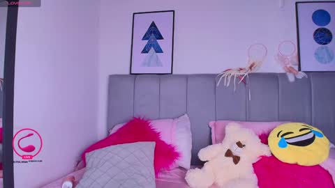 Snapshot of layla_nicols chatting on January 2025 04:15:01 AM Layla online show from January 2025 04:15:01 AM